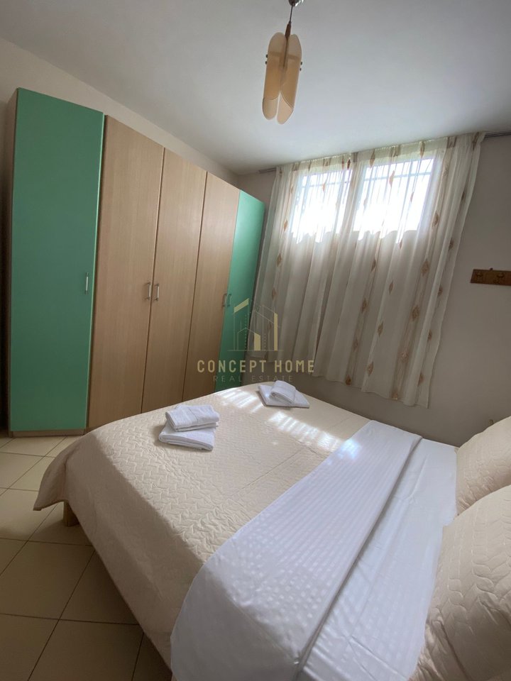 Shtëpi 3+1 me Qira në Qendër, Bulevardi Zogu i Parë, Tiranë - 850€ |