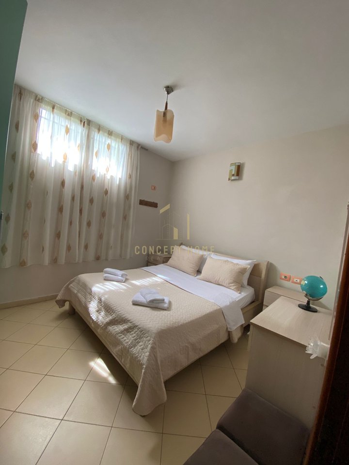 Shtëpi 3+1 me Qira në Qendër, Bulevardi Zogu i Parë, Tiranë - 850€ |