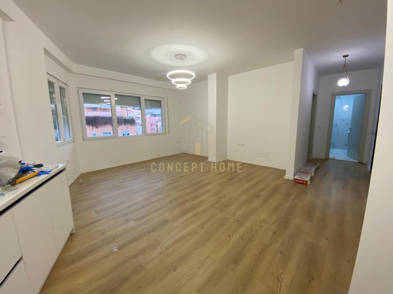 2+1+2 Apartment for Rent in Botanical Garden, Tirana - 500€ | 115 m²