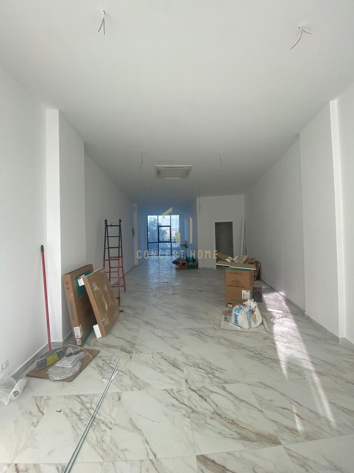 Dyqan me qera tek Liqeni Artificial, Lake View Tirana - 1500€ | 75 m²