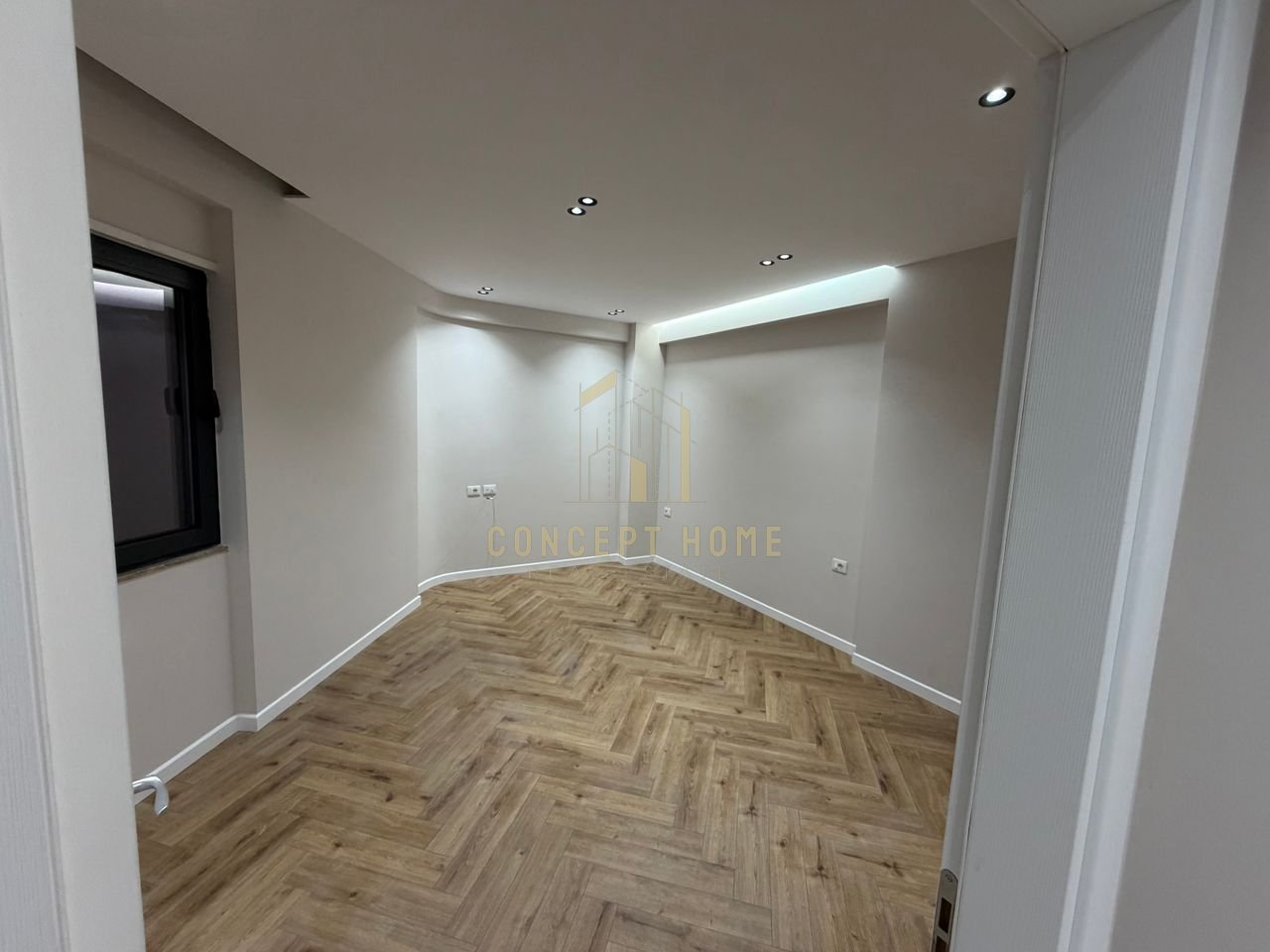 Office space for rent in Astir