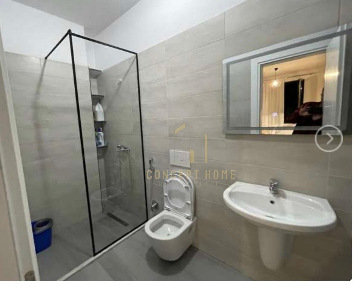 Appartamento 1+1+Parcheggio in Affitto a Kodra e Diellit, Tirana - 600€ | 65 m²