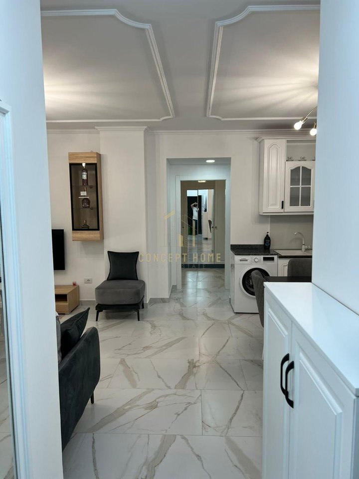 2+1+2 Apartment for Rent in Bllok, Tirana - 1200€ | 105 m²