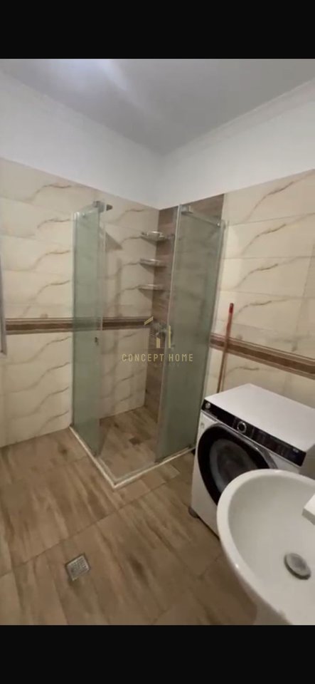 Jepet apartamnet me qera  2+1 ne kamez