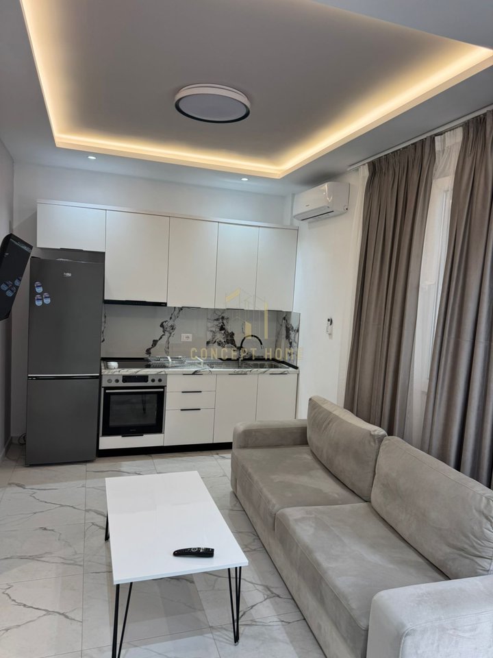 Appartamento 1+1 in Affitto in Via 5 Maji, Tirana - 450€ | 55 m²