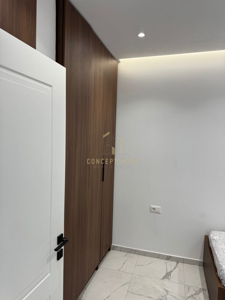 Appartamento 1+1 in Affitto in Via 5 Maji, Tirana - 450€ | 55 m²