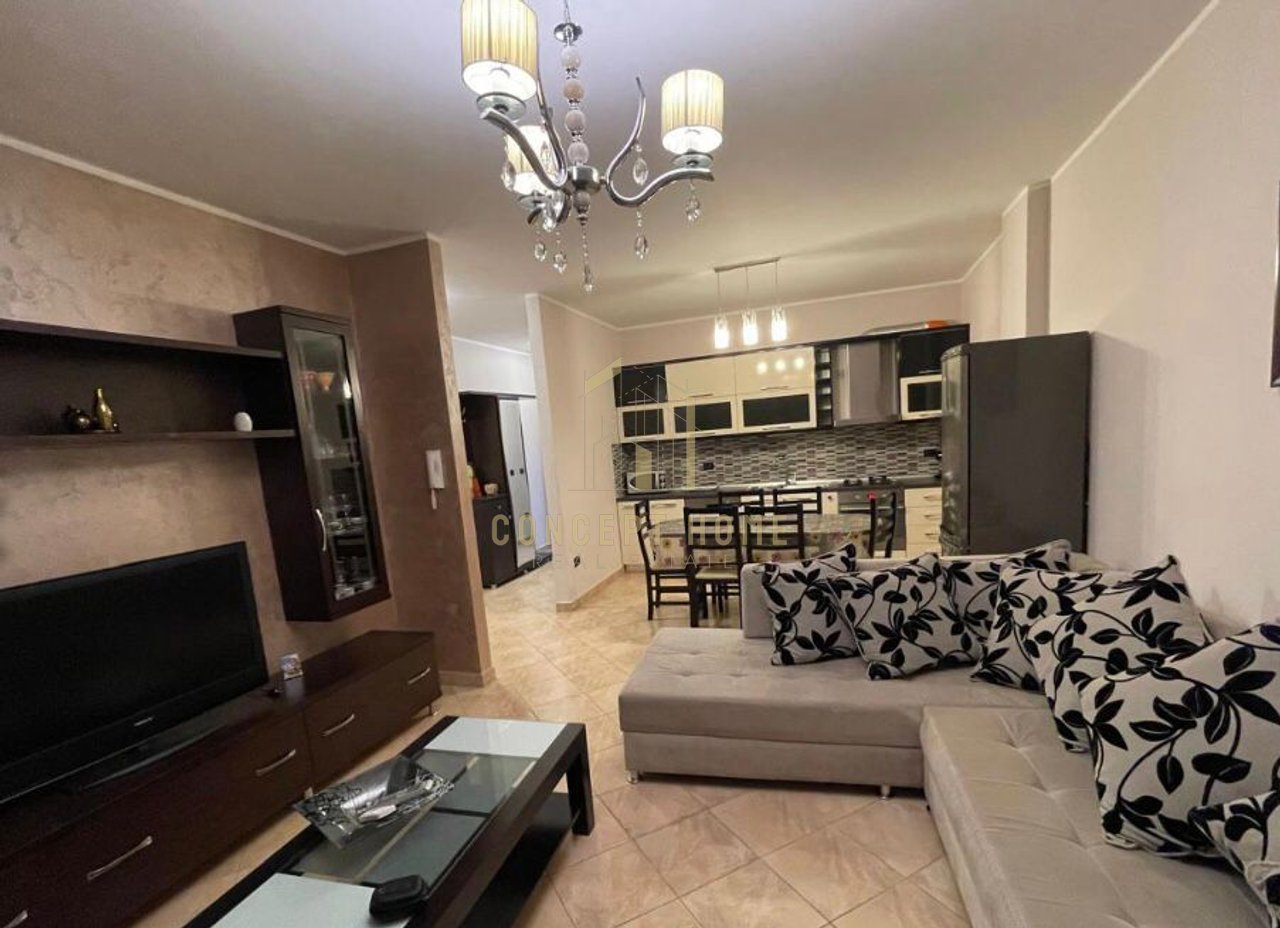 A 2+1+2 apartment is for rent on Qemal Stafa Street.