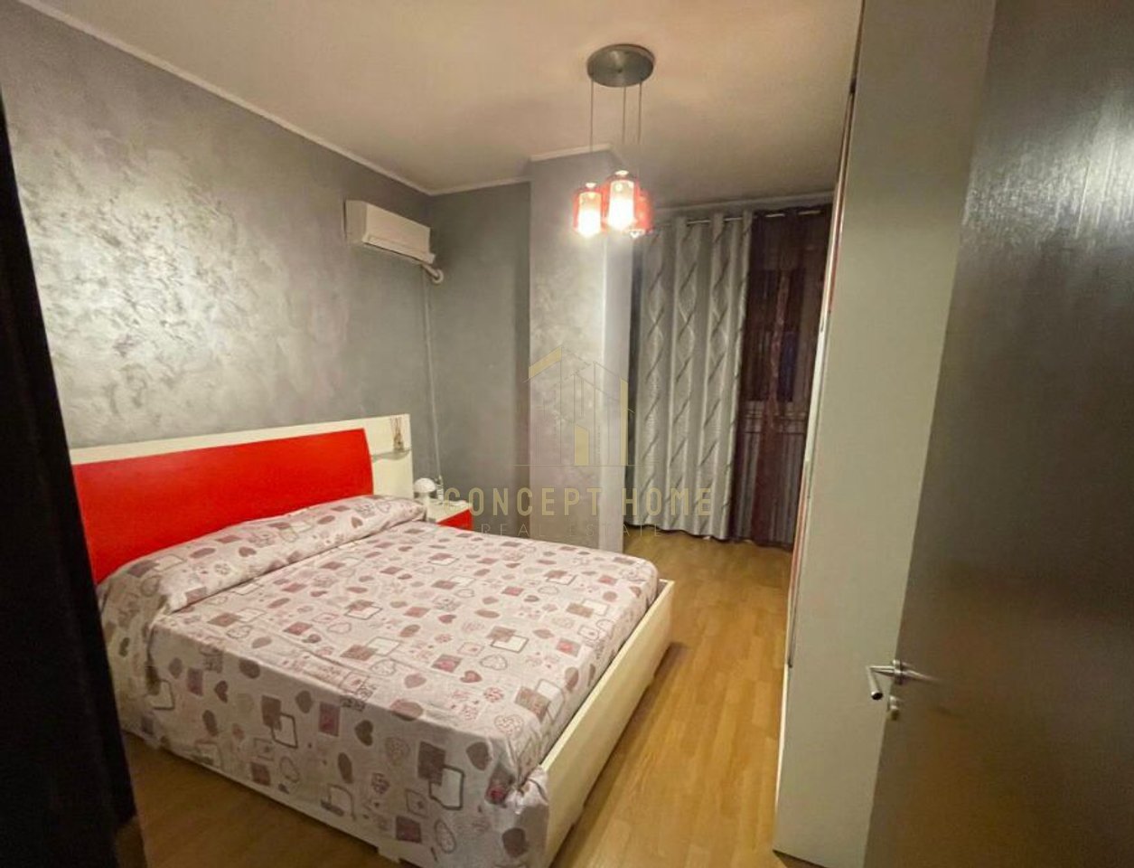 A 2+1+2 apartment is for rent on Qemal Stafa Street.