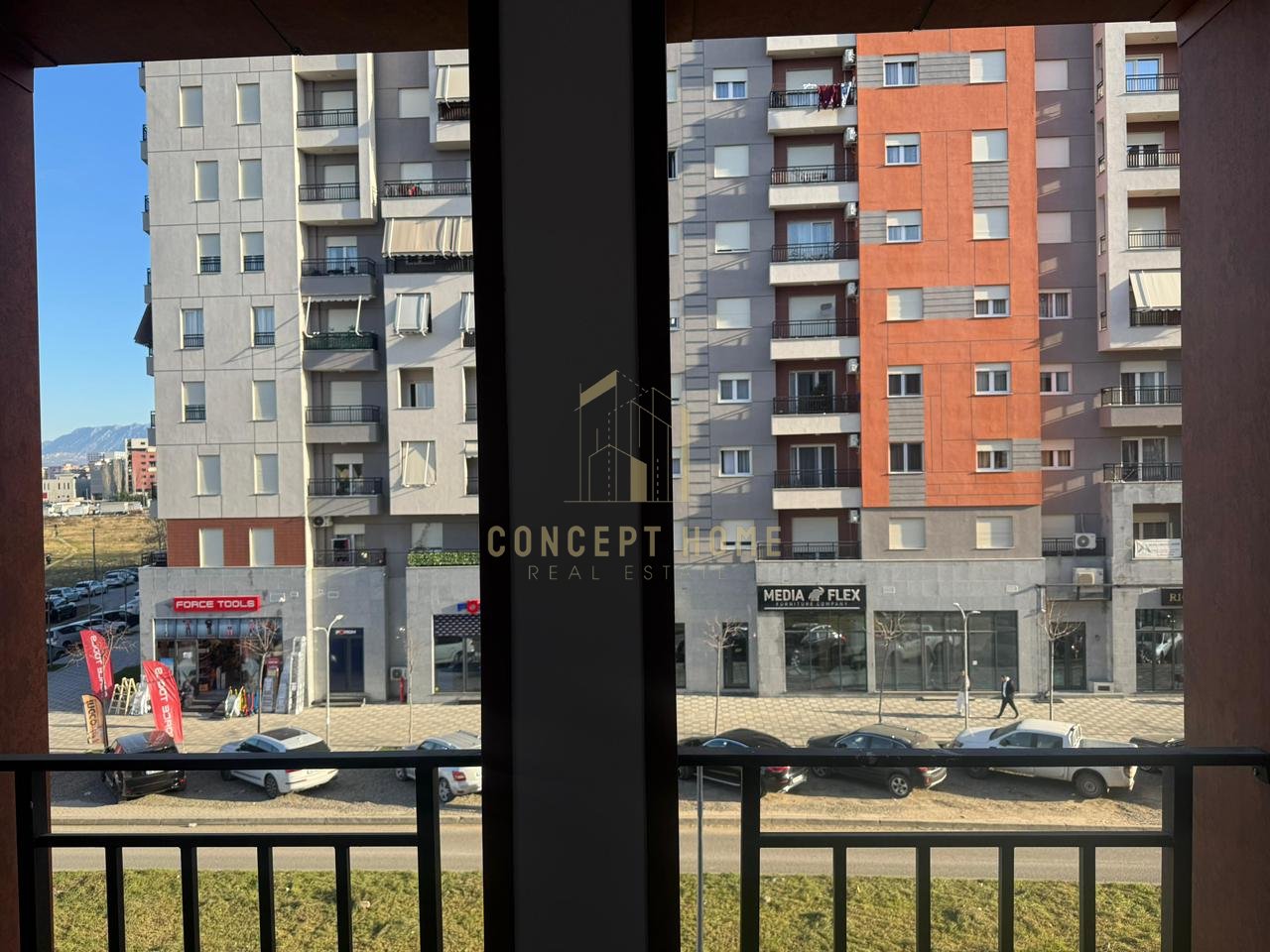 Apartment 1+1 with parking for rent in Astir