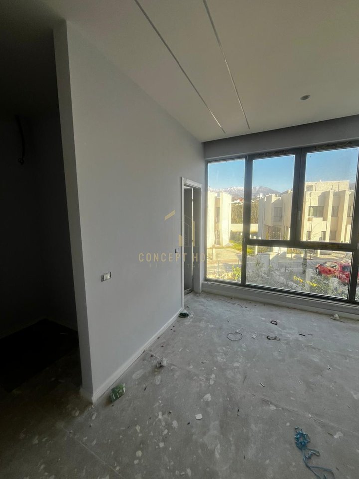 Jepet me Qera  Vile 3 kate tek Liqeni i Thate