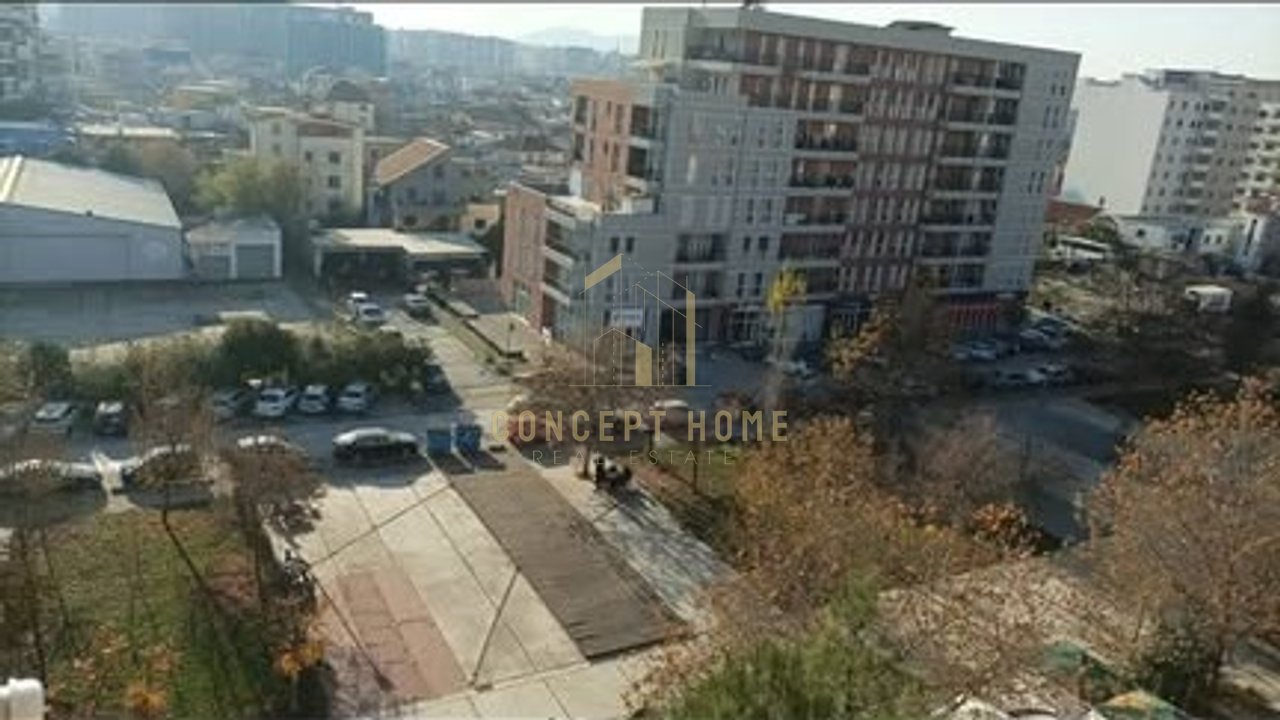 2+1 apartment for rent at Fusha e Aviacionit