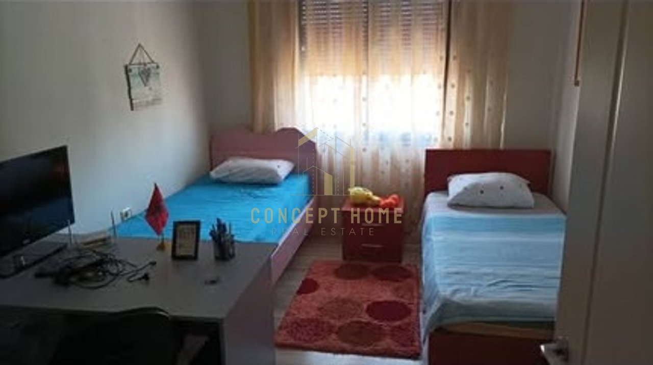 2+1 apartment for rent at Fusha e Aviacionit