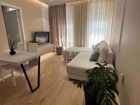 Jepet me qera apartament 1+1 tek Siri Kodra