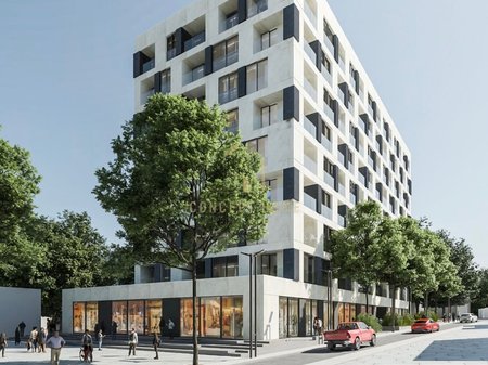 Shitet apartament 1+1 ne Kamez, Bathore