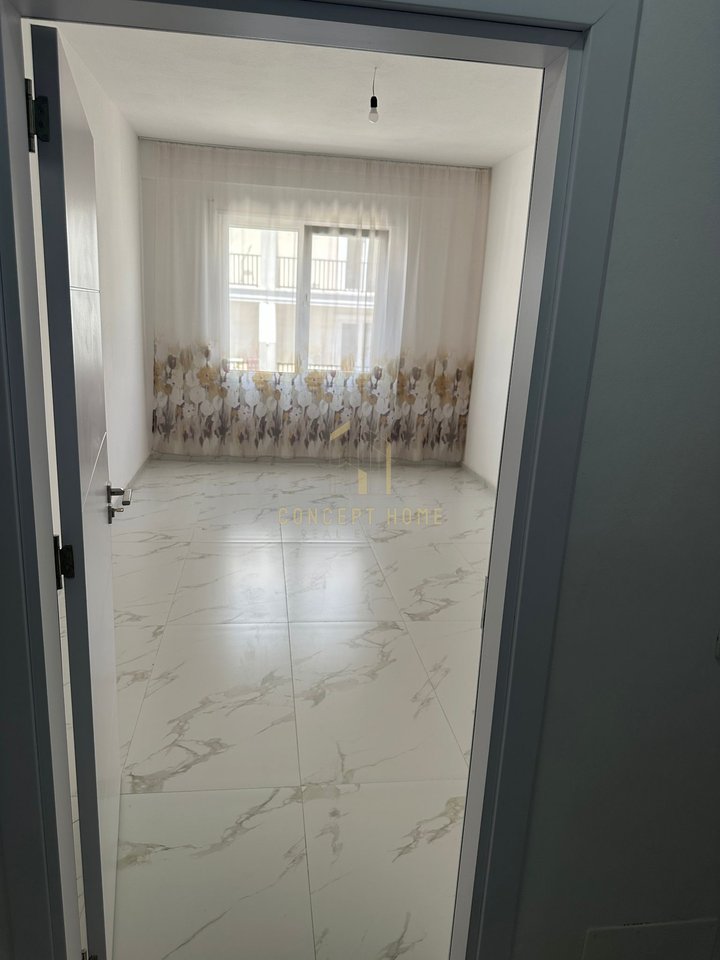 For rent 2+1+2+2 in Kamez