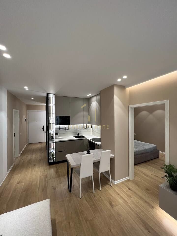 Jepet me qera apartament 1+1 tek Siri Kodra