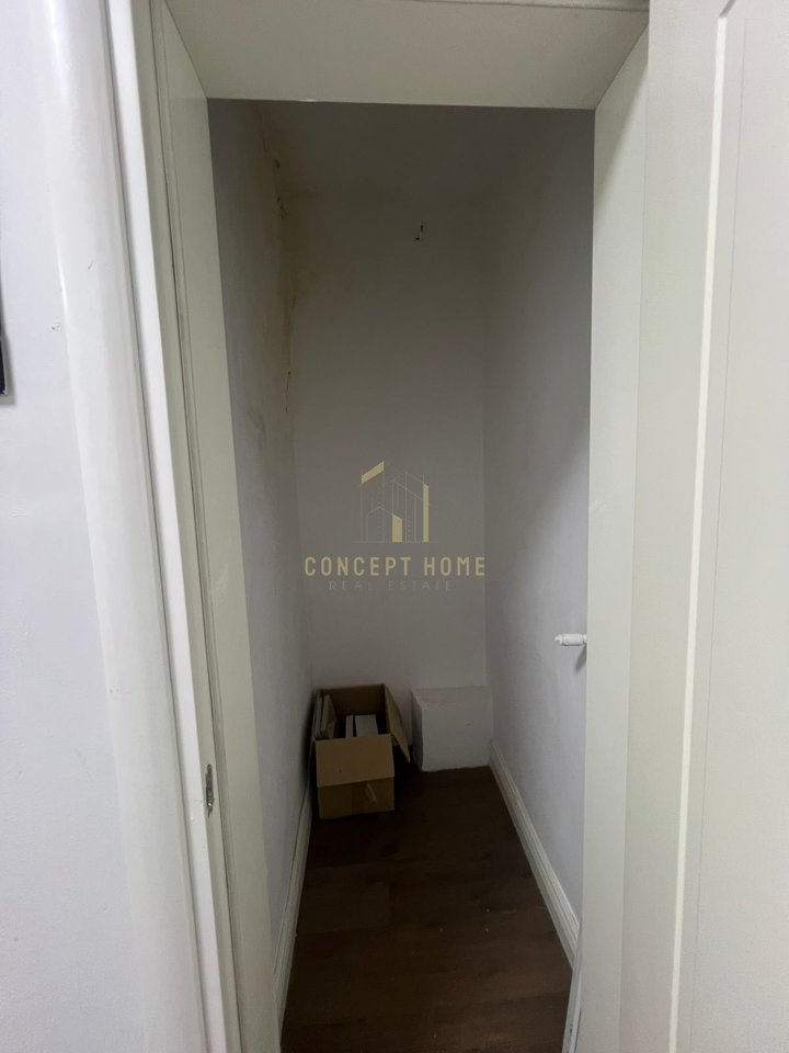 Zyrë 3+1 Me Qira në Bllok, Tiranë - 1100€ | 110 m²