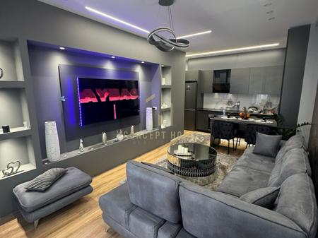 Apartment 2+1+2 for rent in Kamez