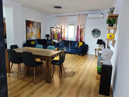 Apartment 2+1+2 for rent at Komuna e Parisit.