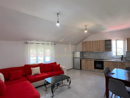 Appartamento 2+1 in affitto a Mistomam/Prezzo: 40.000 Leke/Mese