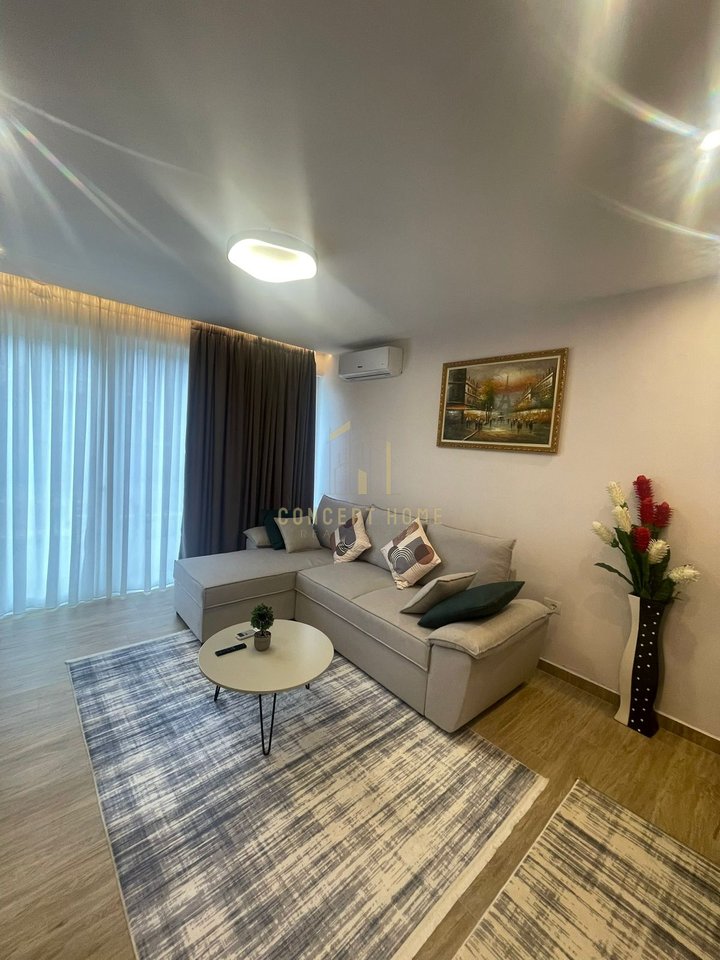 Jepet me qera apartament 1+1 ne 5 Maj
