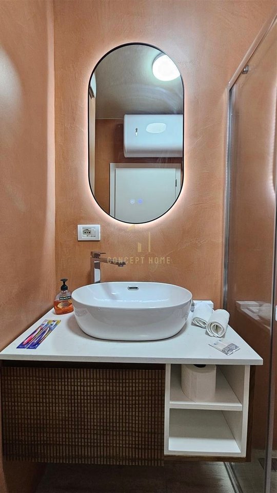 Jepet apartament me qera 1+1 ne Kompleksin Usluga