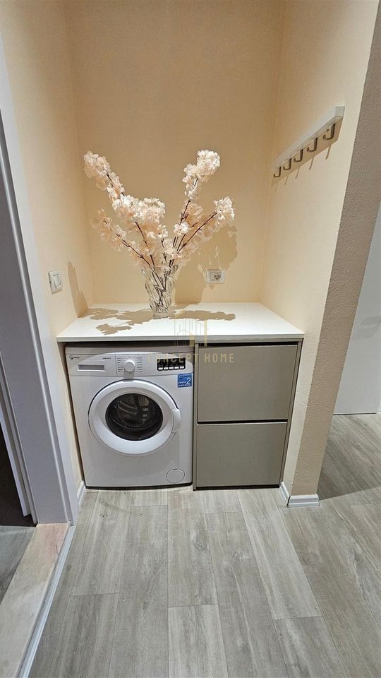 Jepet apartament me qera 1+1 ne Kompleksin Usluga