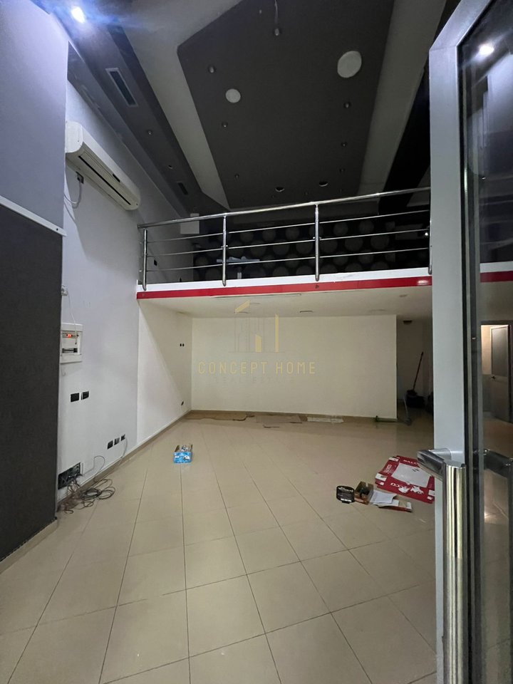 Business premises for rent in Astir, near Artist.