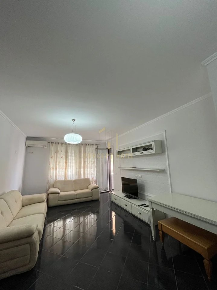 Apartament 2+1+2 Me Qira në Fresk, Tiranë - 450€ | 103 m²
