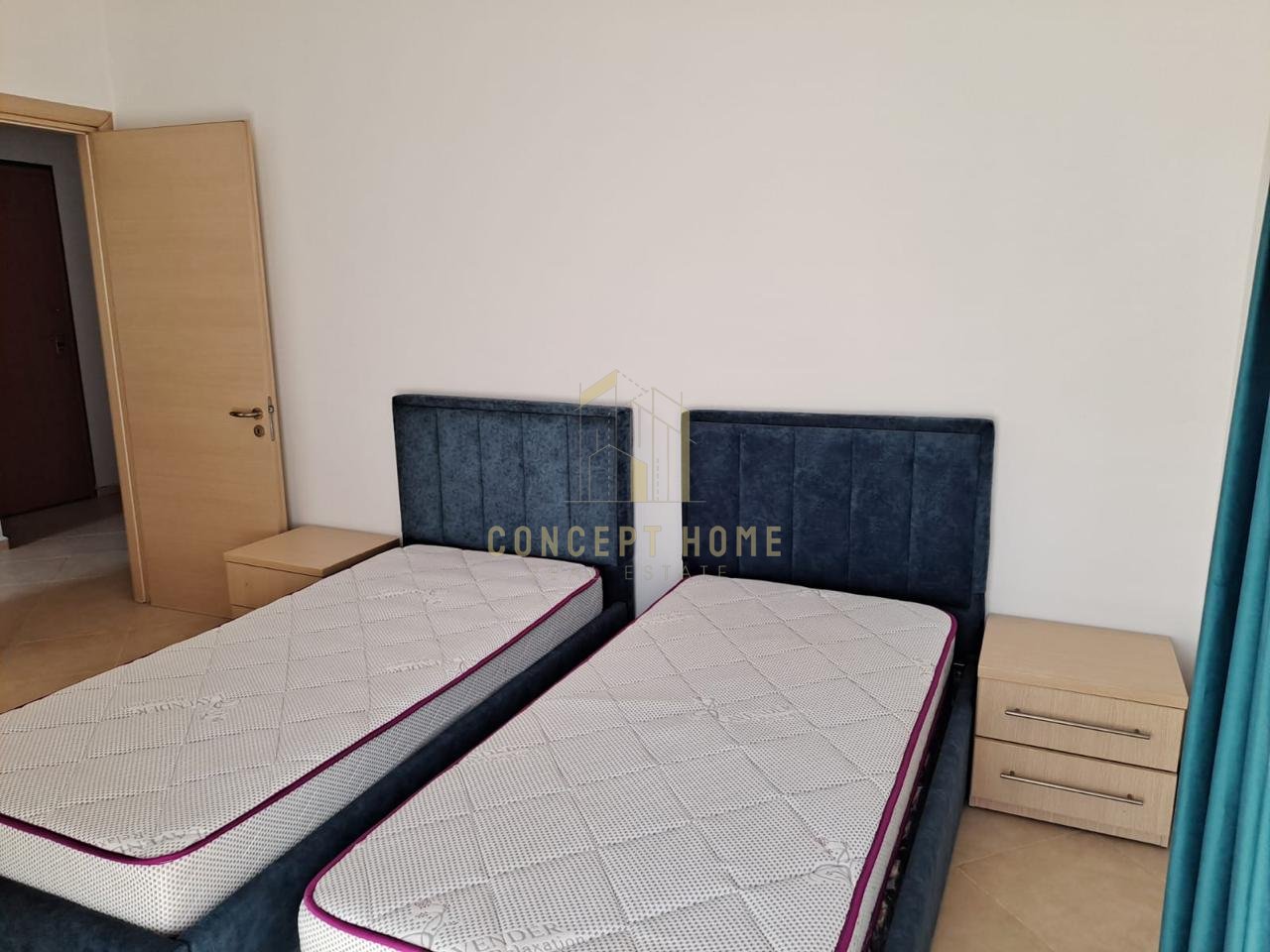 Shitet apartament 2+1 tek Liqeni i Thate.