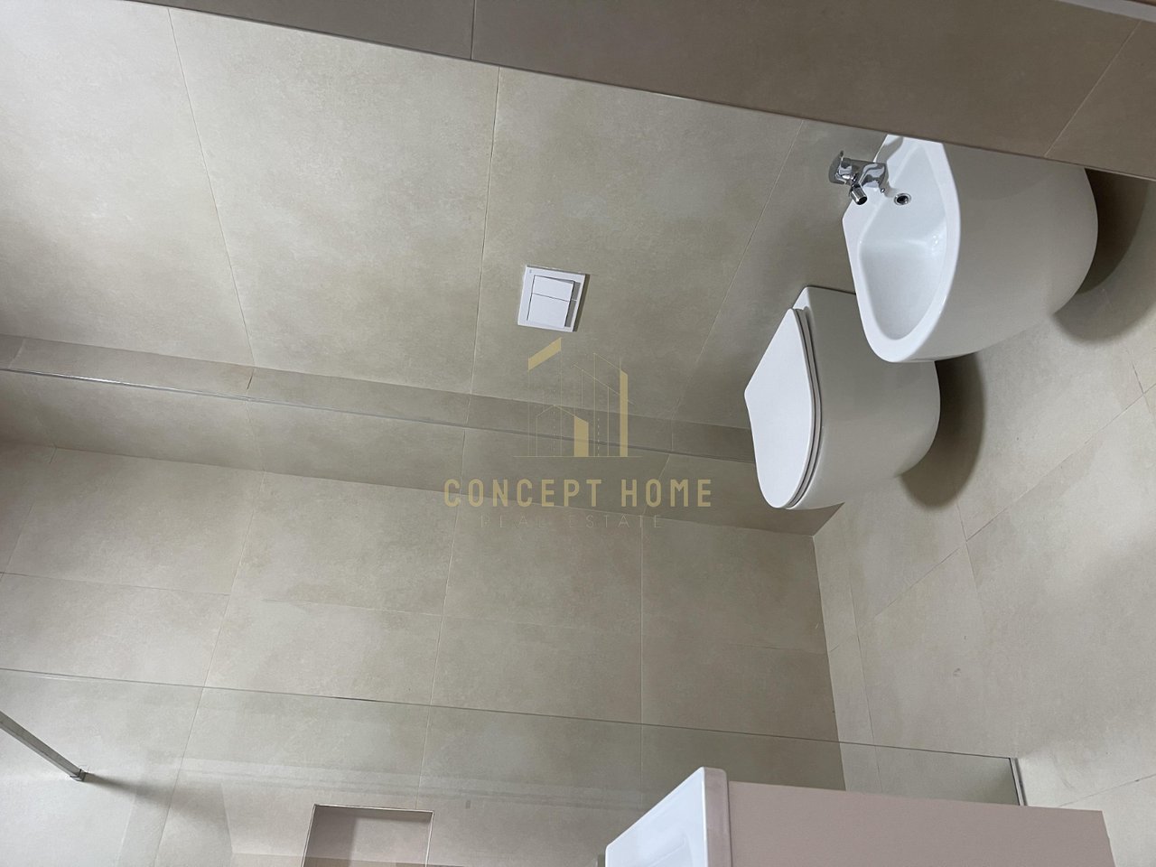 Shitet apartament 1+1 ne Golem.