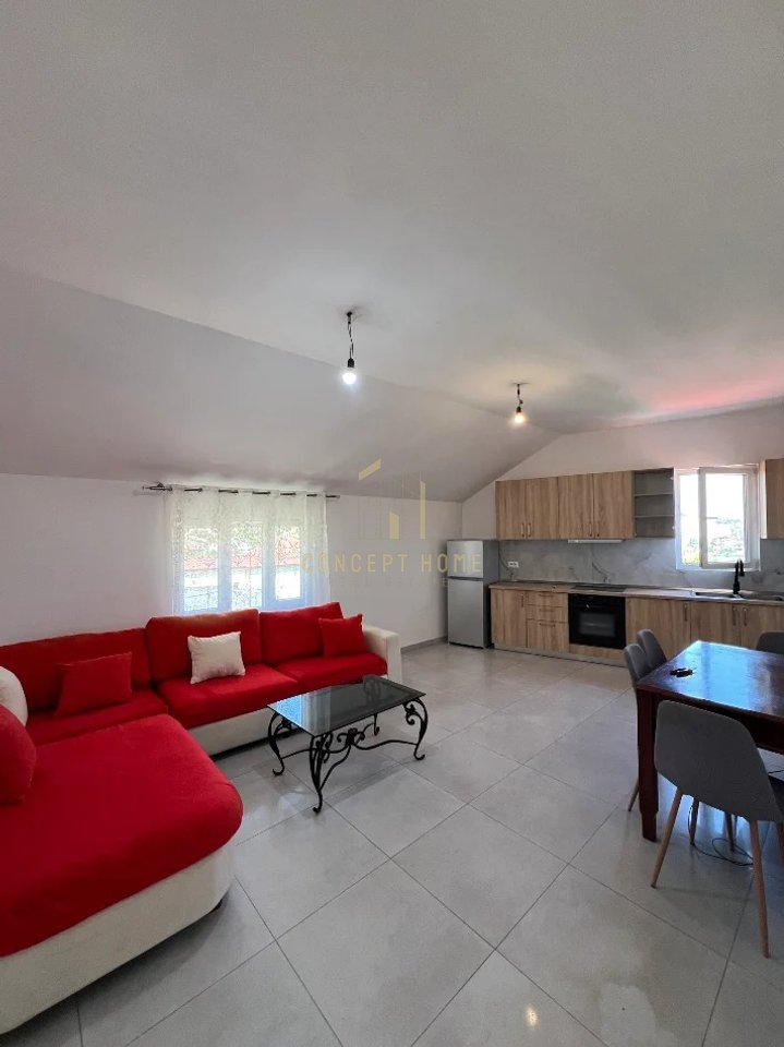 Appartamento 2+1 in affitto a Mistomam/Prezzo: 40.000 Leke/Mese