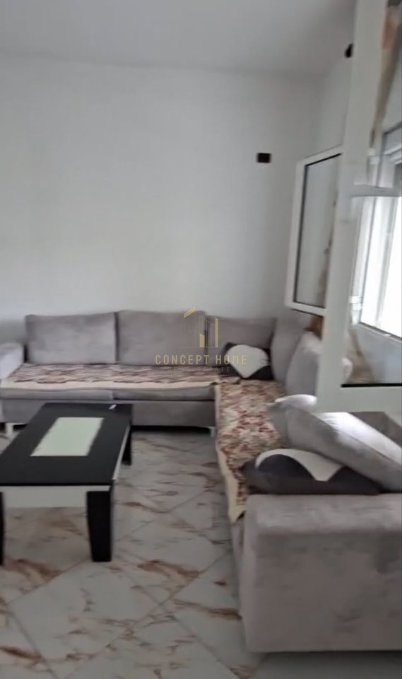 Jepet me qera apartament 2+1 ne 5 maj/Cmimi: 40,000 Leke/Muaj