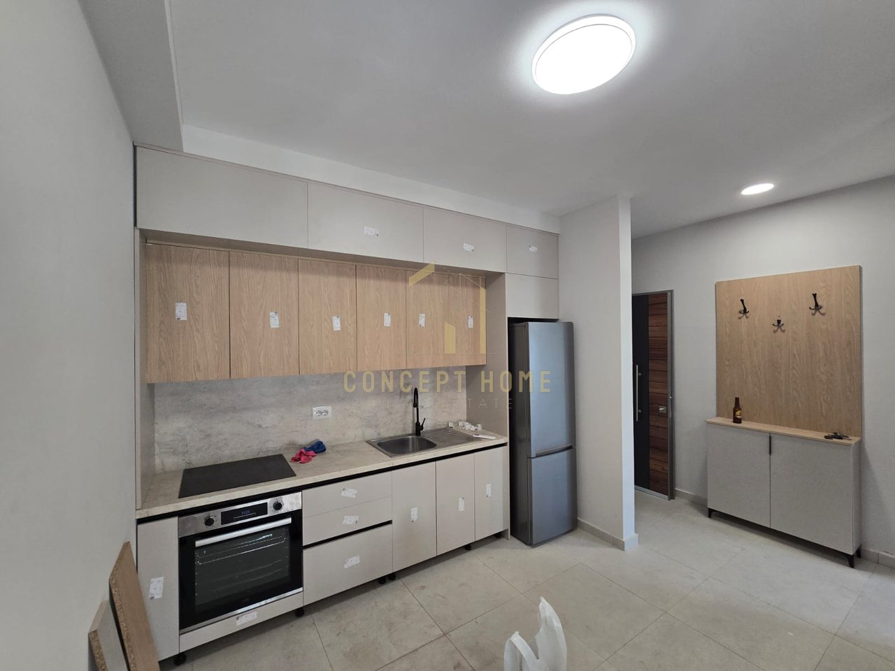 Jepet me qera apartament 1+1 ne Kamez