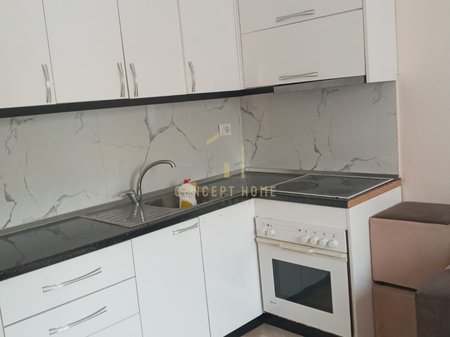 Jepet me qera apartament 1+1 ne Yzberisht