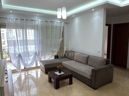 Jepet me qera apartament 2+1 tek Fusha e Aviacionit
