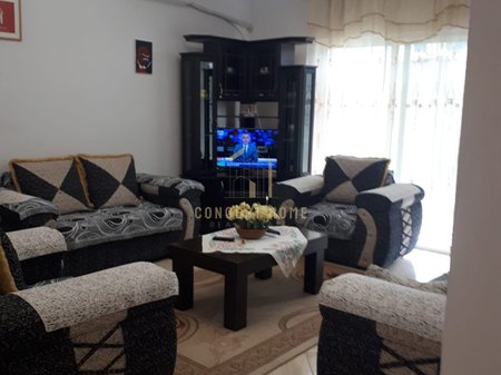 Jepet me qera apartament  1+1 ne Astir