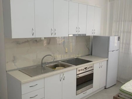 Monolocale in affitto ad Astir