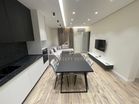 Jepet Apartament me qera 2+1+🅿️ tek Univers City