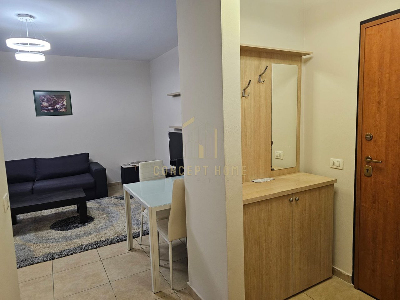 Jepet me qera Apartament 2+1 ne 5 Maji