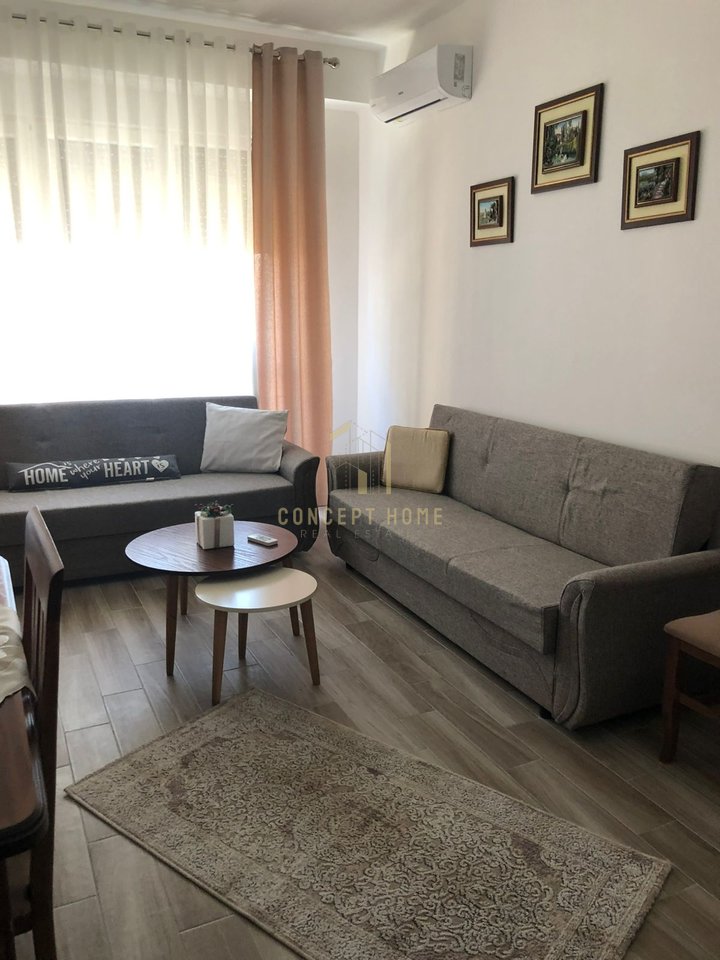 Jepet me qera apartament 1+1 tek Ish Fusha e Aviacionit