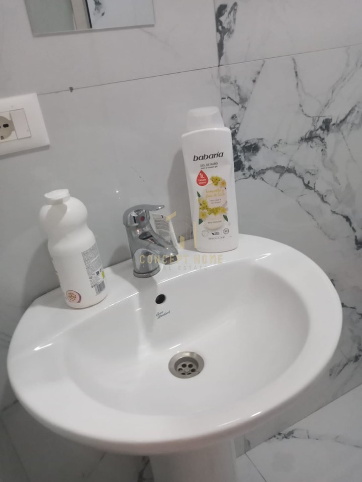 Affittasi appartamento 1+1 a Yzberisht
