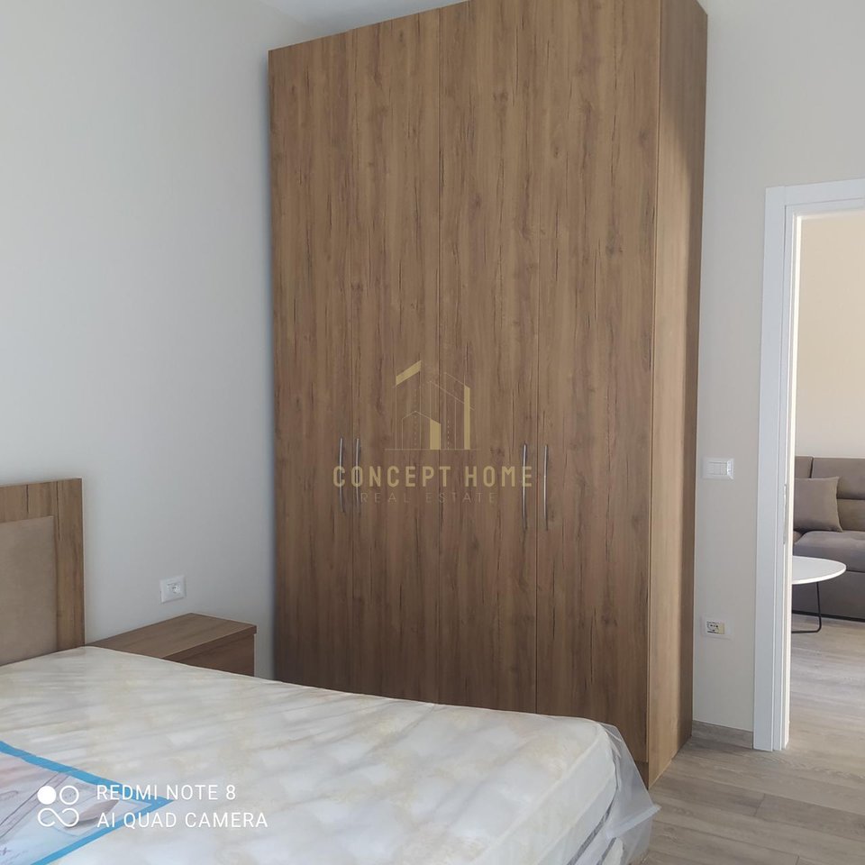 Jepet me qera apartament 1+1 ne Shkoze