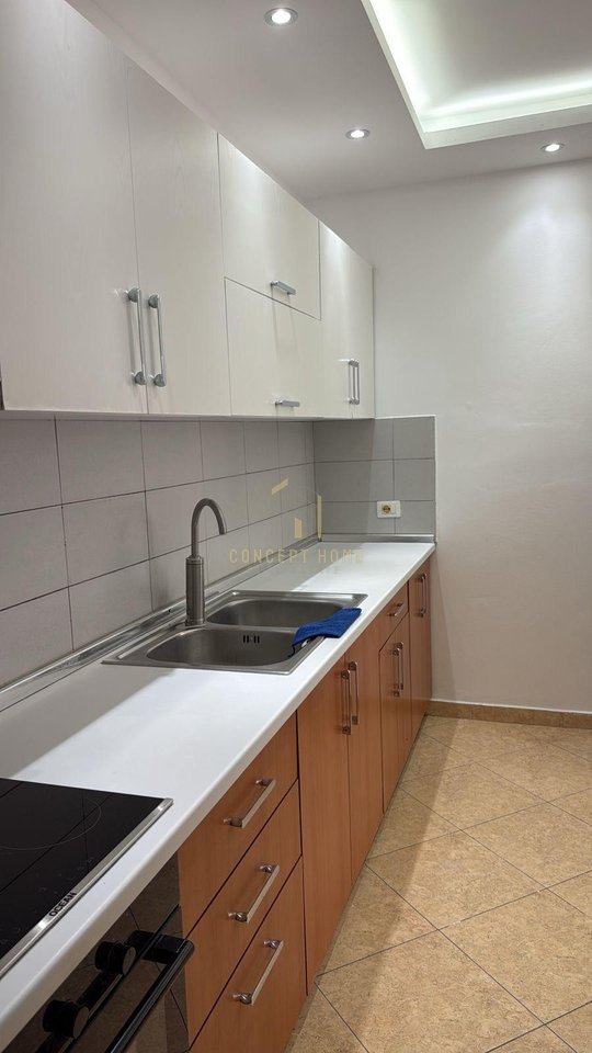Jepet me qera apartament 2+1 tek Fusha e Aviacionit