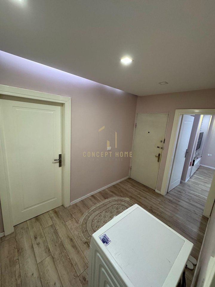 Affittasi appartamento 1+1 presso 21 Dhjetori