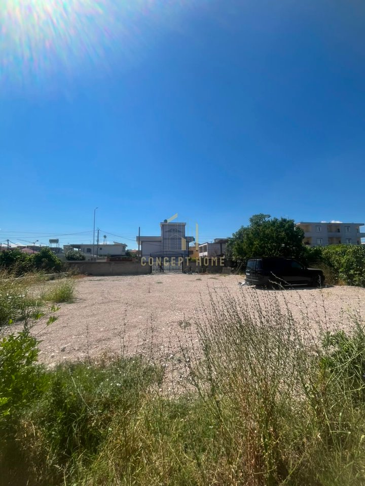 Land for rent in Kamez