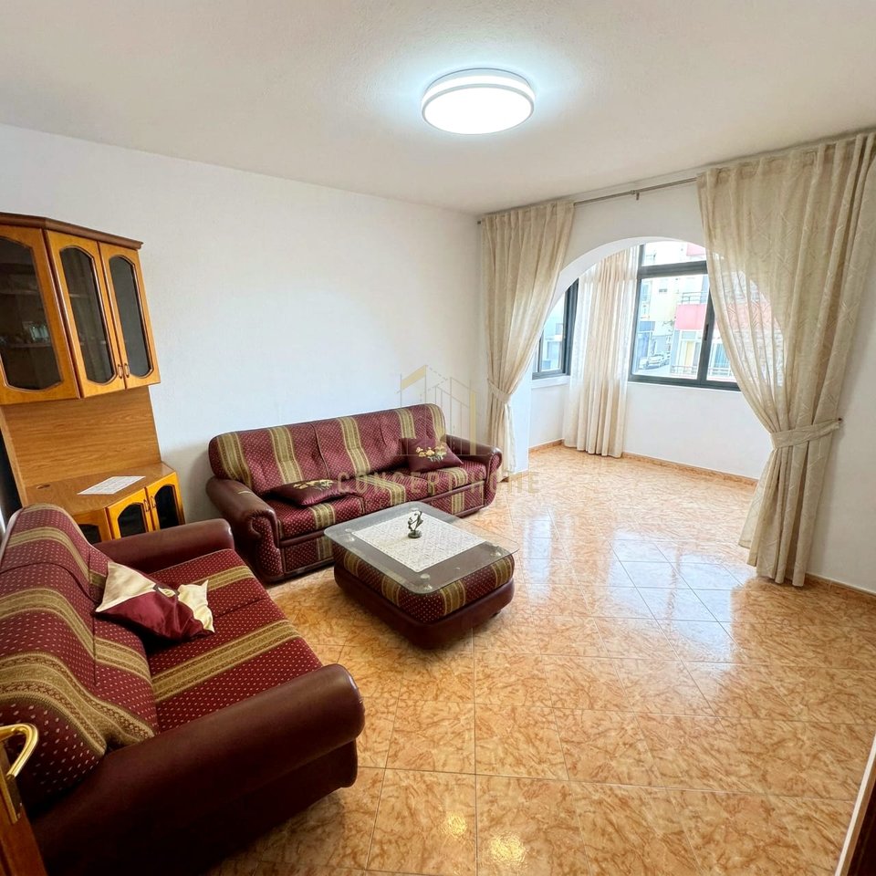 Appartamento 1+1 in affitto a Kinostudio