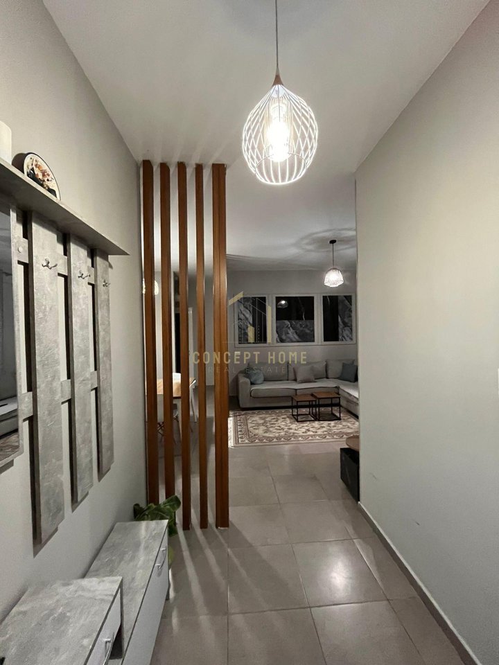 Jepet me qera apartament 1+1 tek Kthesa e Kamzes