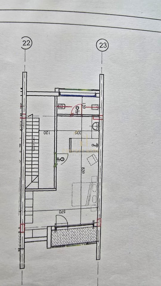 Shitet Triplex 3+1+3 tek Liqeni i Farkes (Swan Residence)