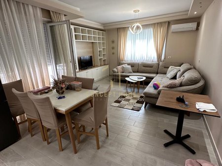Apartament 2+1 Me Qira në Fresk, Tiranë - 55.000 Lekë | 101.4 m²